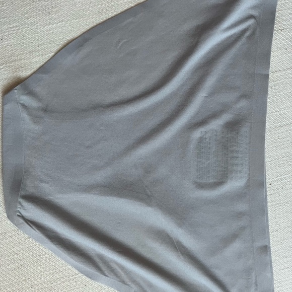 Brand New Women 2 Pieces Undergarment Small but Says L/XL - Picture 3 of 7